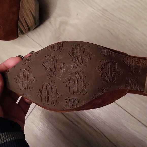 John fluevog tan loafers size 5.5 narrow - Picture 7 of 8